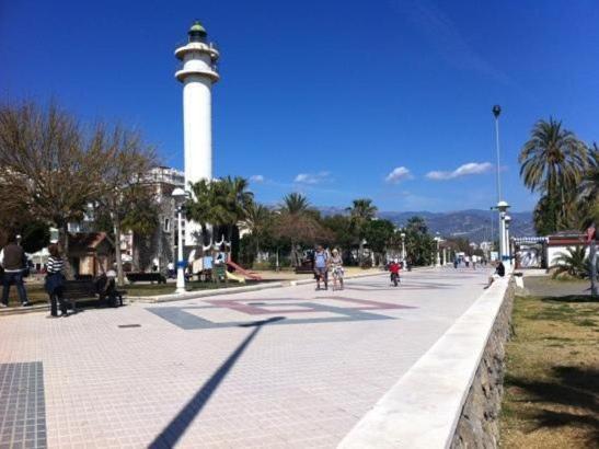 Apartamento Maranon Apartment Torre Del Mar Bagian luar foto
